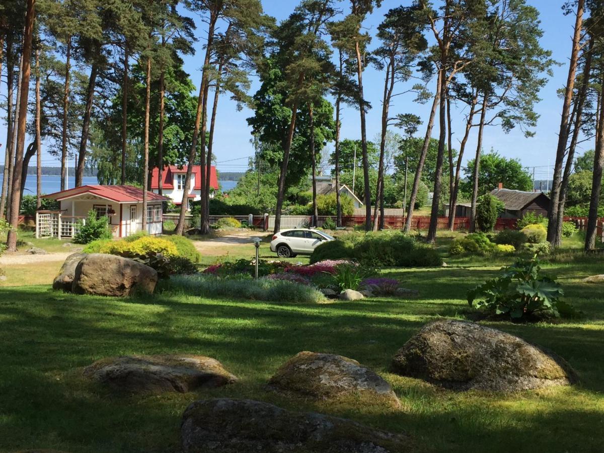 Sinisalu Apartments Käsmu Esterno foto