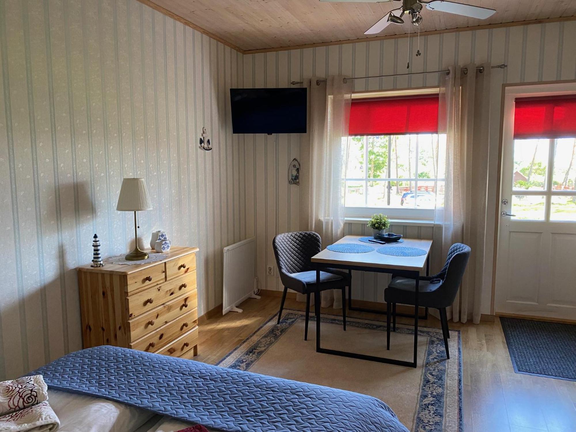 Sinisalu Apartments Käsmu Esterno foto