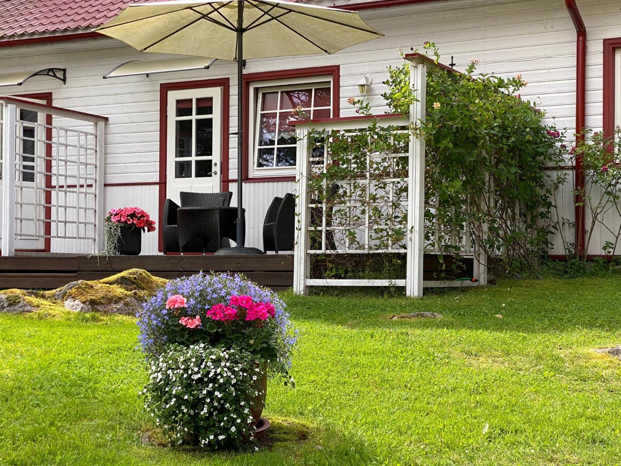 Sinisalu Apartments Käsmu Esterno foto